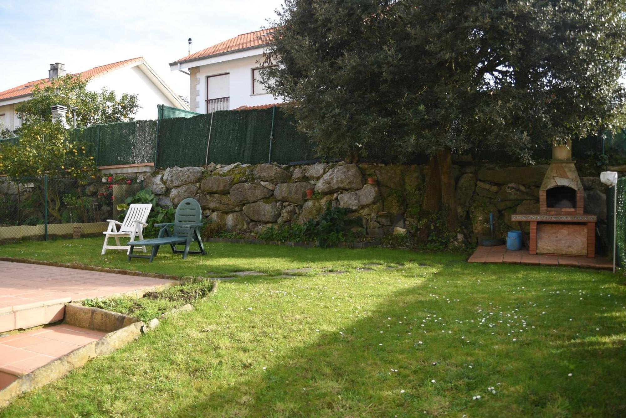 Argoños Chalet En Urbanizacion Con Piscina מראה חיצוני תמונה